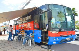 ALAGOAS Unidade Móvel do Hemoal realiza coleta externa de sangue no