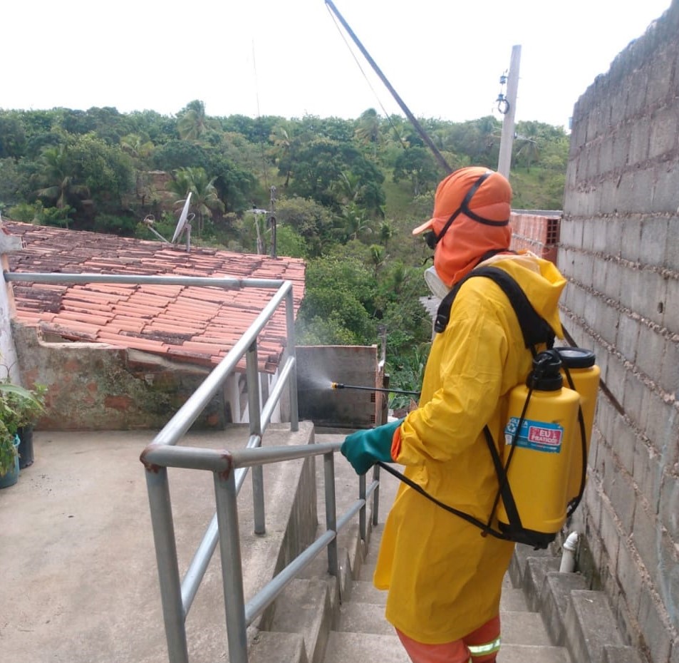 Trabalho de desinfeção combate à pandemia. Foto: Ascom Sudes