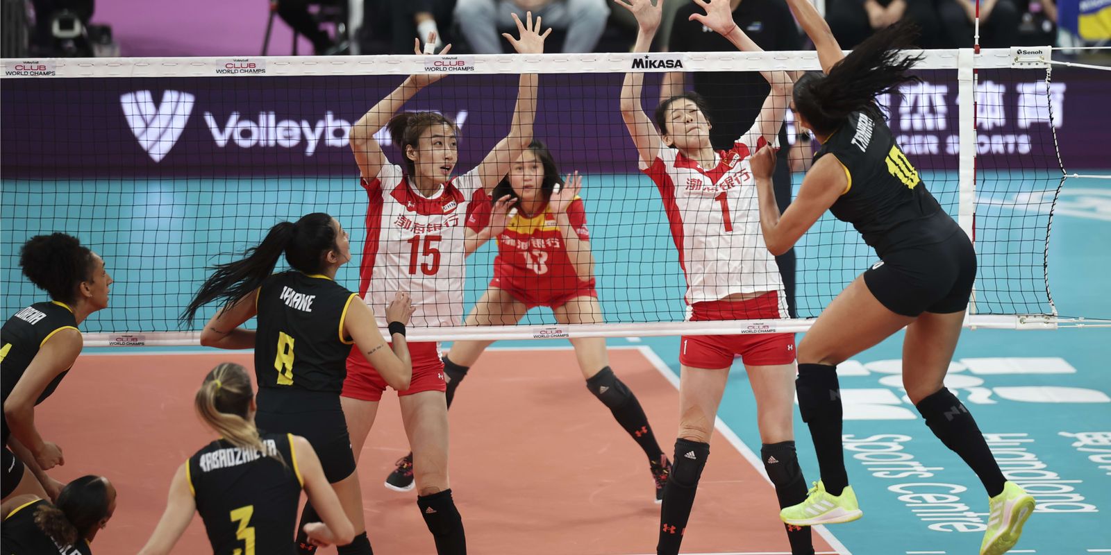 BRASIL - Praia Clube termina em 4º lugar no Campeonato Mundial de Vôlei  Feminino após derrota na disputa pelo bronze - A Notícia Alagoas